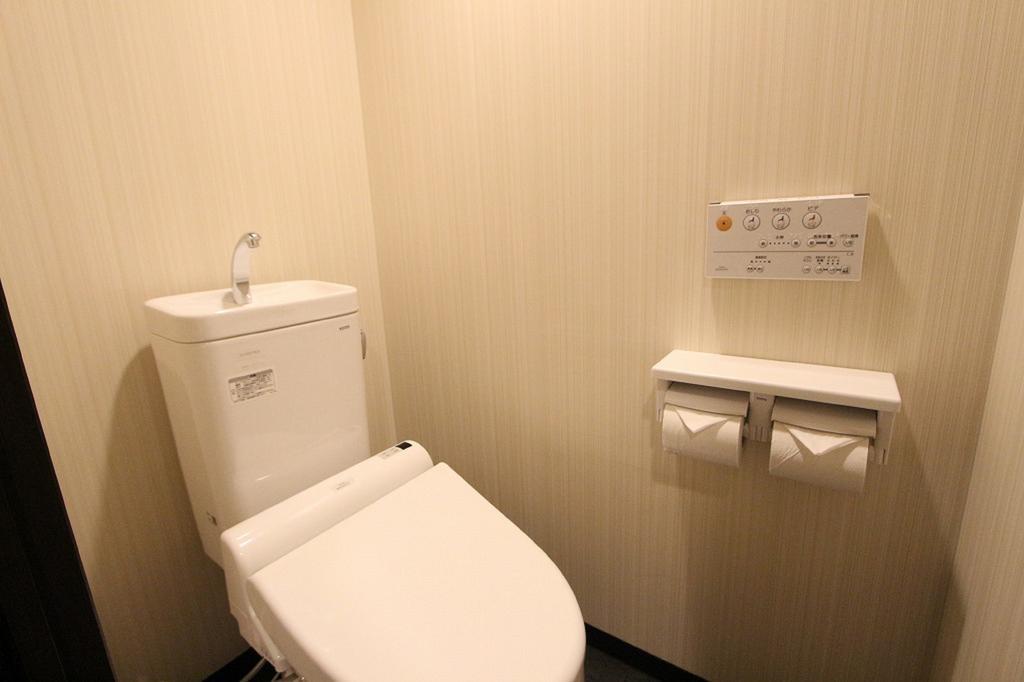 Hotel Livemax Nihonbashi Hakozaki Токіо Екстер'єр фото
