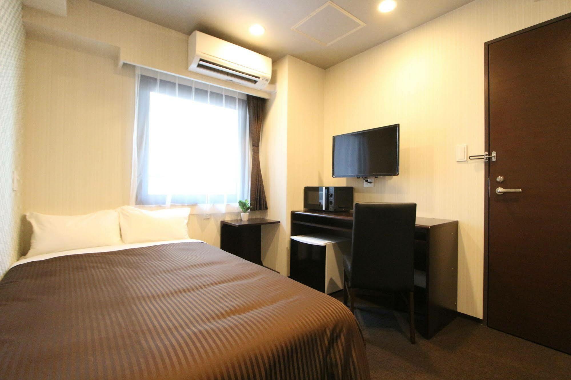 Hotel Livemax Nihonbashi Hakozaki Токіо Екстер'єр фото